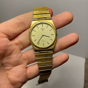 Vintage 1980s Pulsar Gold-Tone Quartz Timepiece